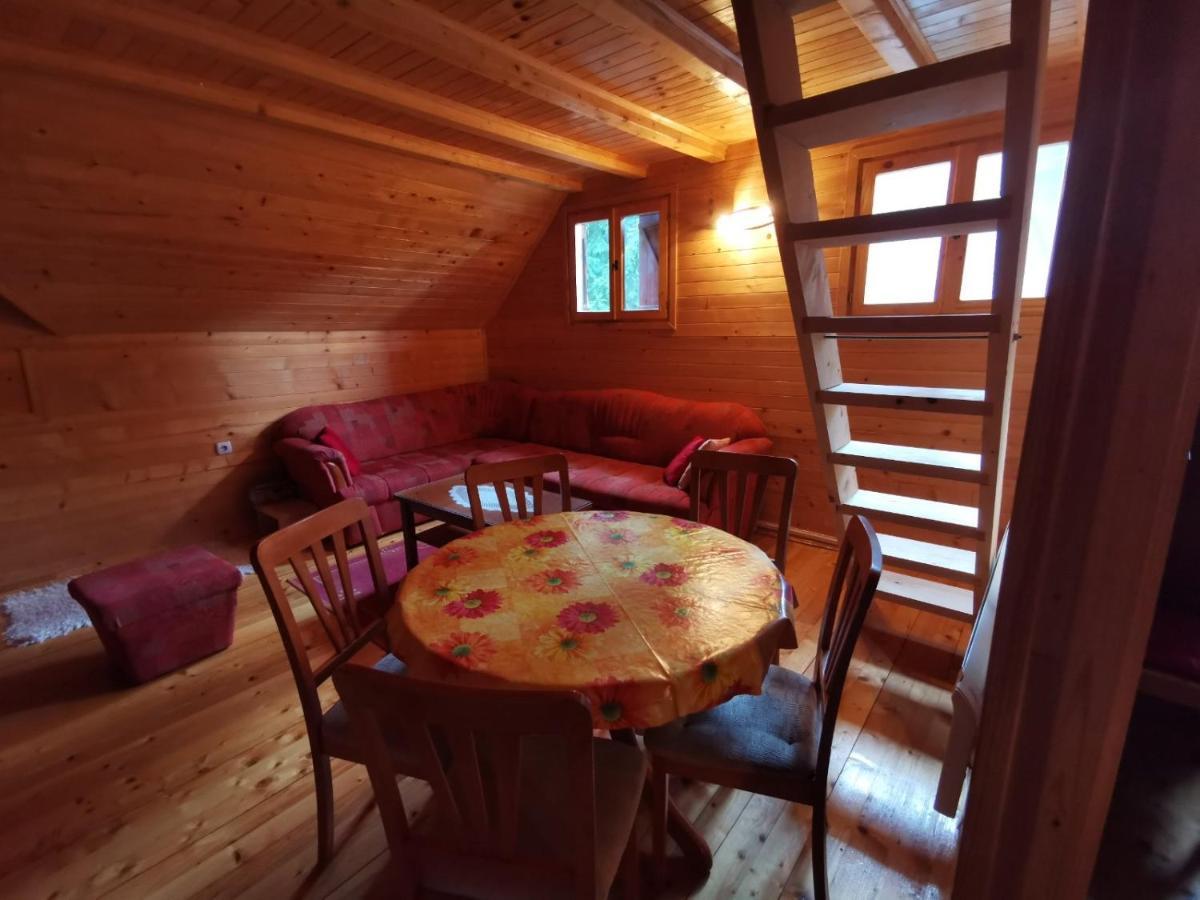 Apartman Bugar Mitrovac Dış mekan fotoğraf